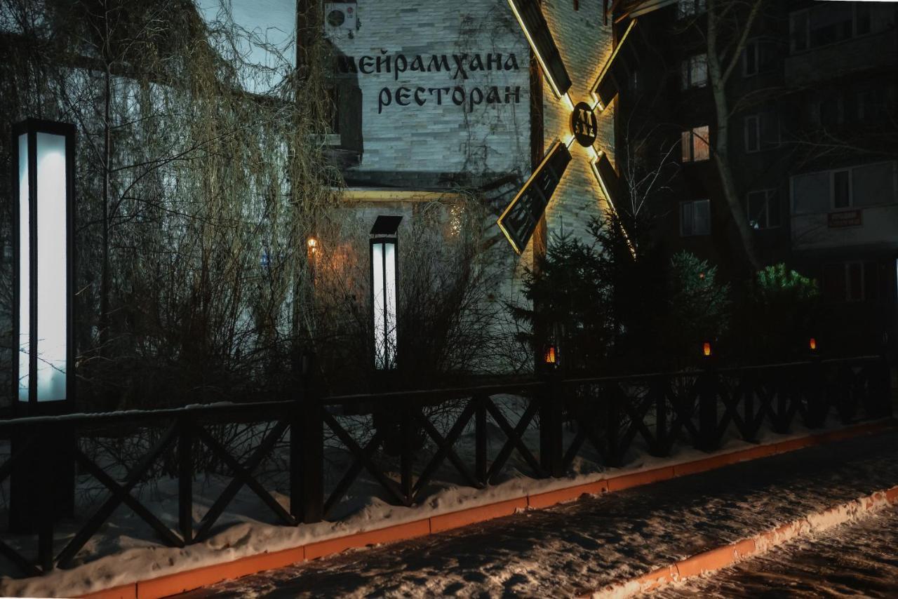 Metelitsa Hotel Karagandi Kültér fotó