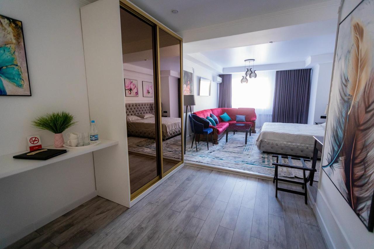 Metelitsa Hotel Karagandi Kültér fotó