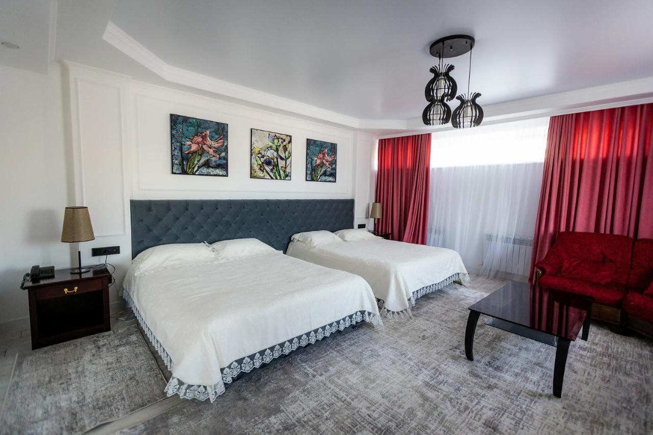 Metelitsa Hotel Karagandi Kültér fotó