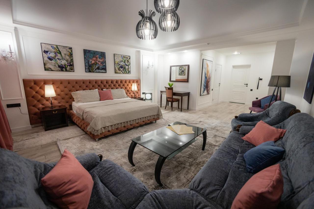 Metelitsa Hotel Karagandi Kültér fotó